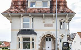 Bed & Breakfast Maison Noire Westende-Bad Incl Parking & Ontbijt